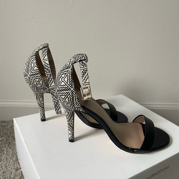 Mix No.6 Lina Women’s Black Faux Leather Ankle Strap High Heel Size 8.5 - Picture 6 of 9